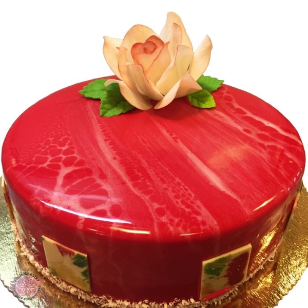 Торт RED 1кг