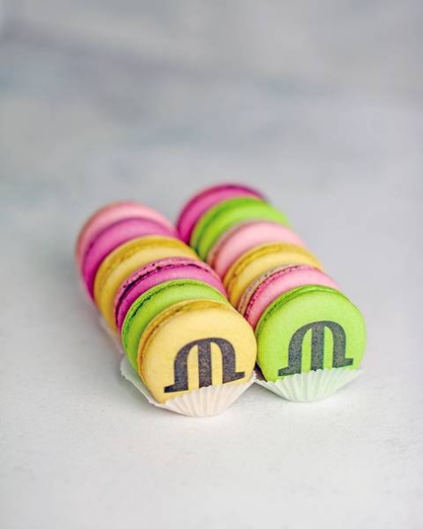 Макаронс брендированный 12шт